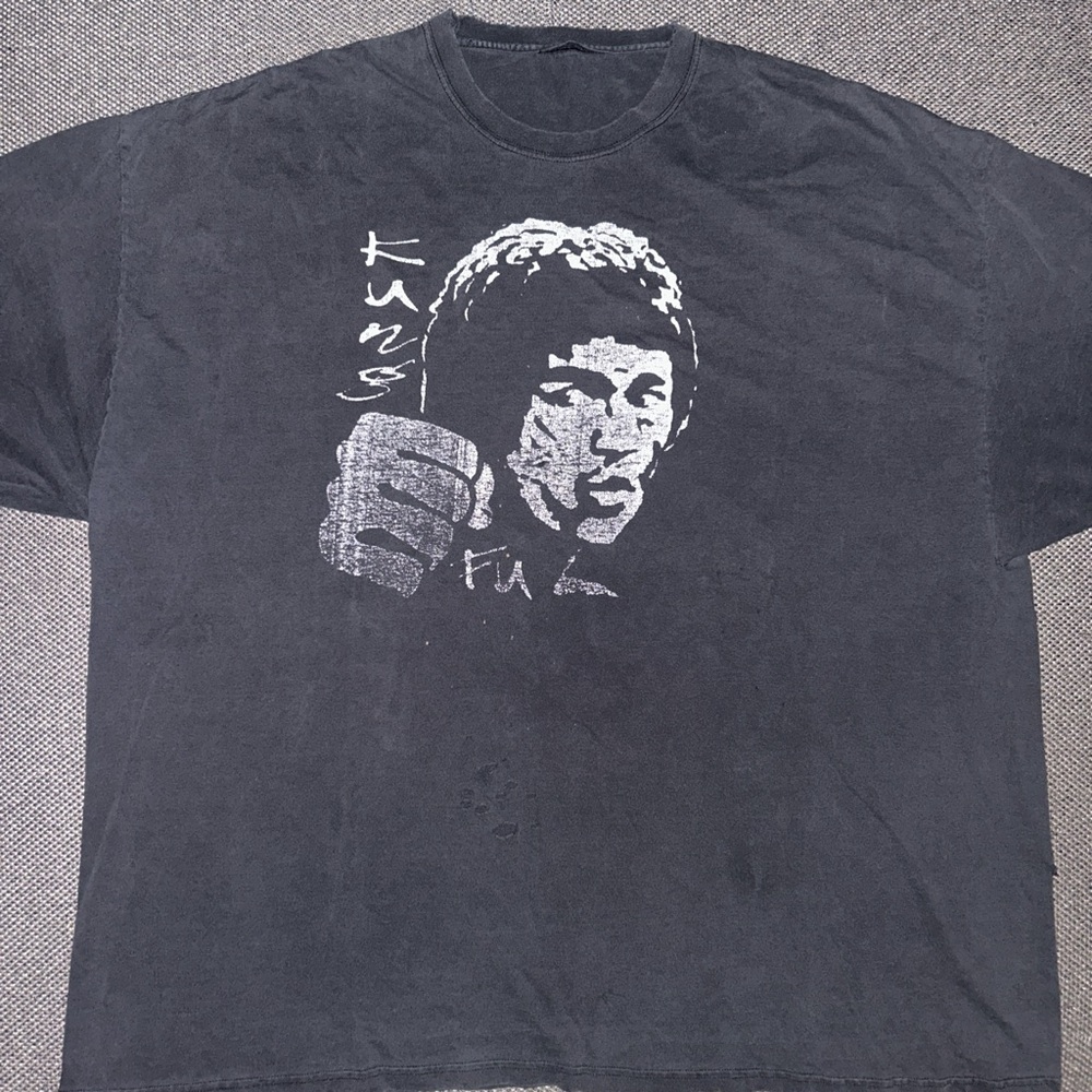 90s/00s Bruce Lee Kung Fu Martial Arts Faded Black Tee - Picture 3 of 5